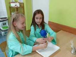 b_1024_768_0_00_images_2023_2024_Chmurka_Warsztaty_EKOSKOP_402615611_805943821333568_6869912597898775837_n